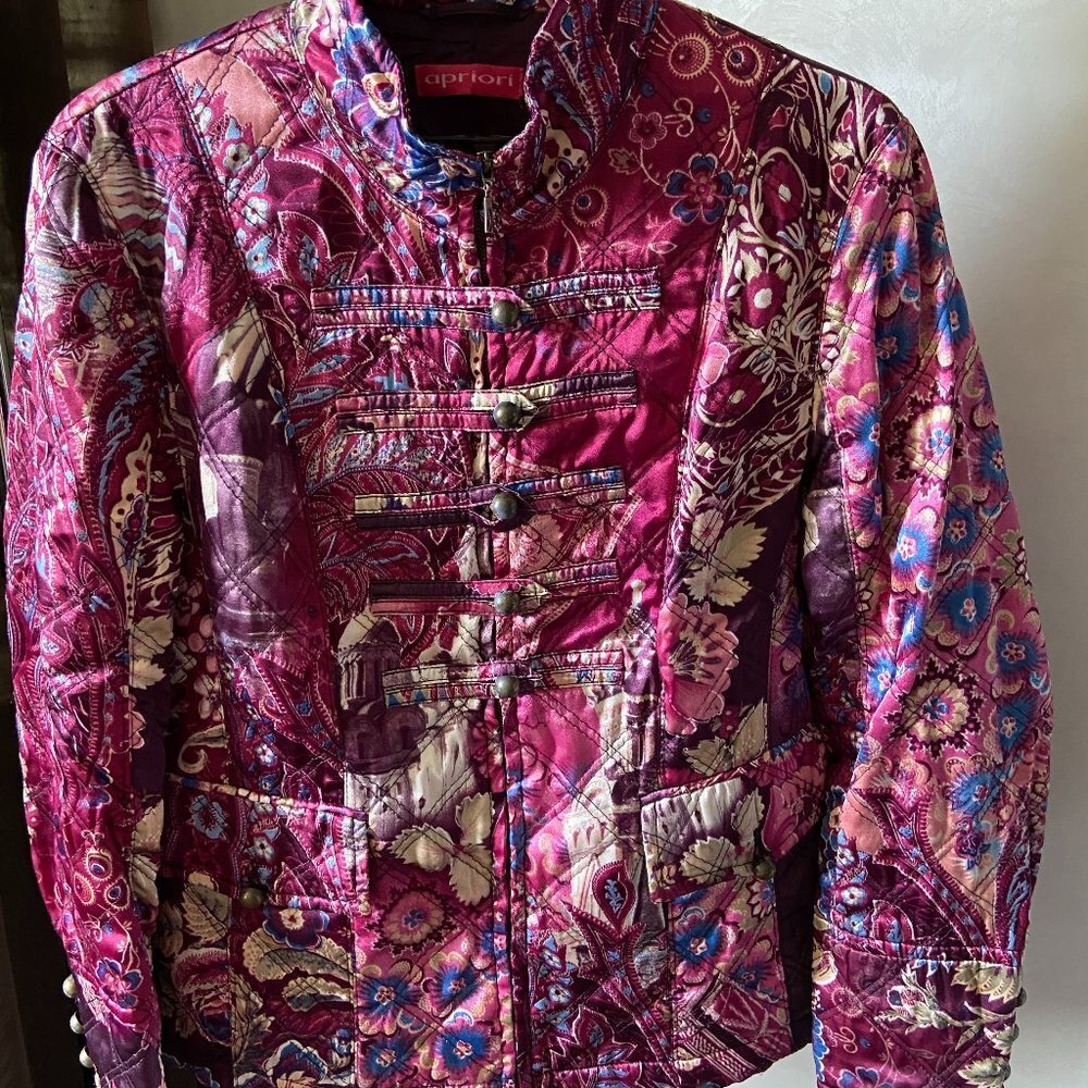 Apriori quilted jacket Floral Satin size 12